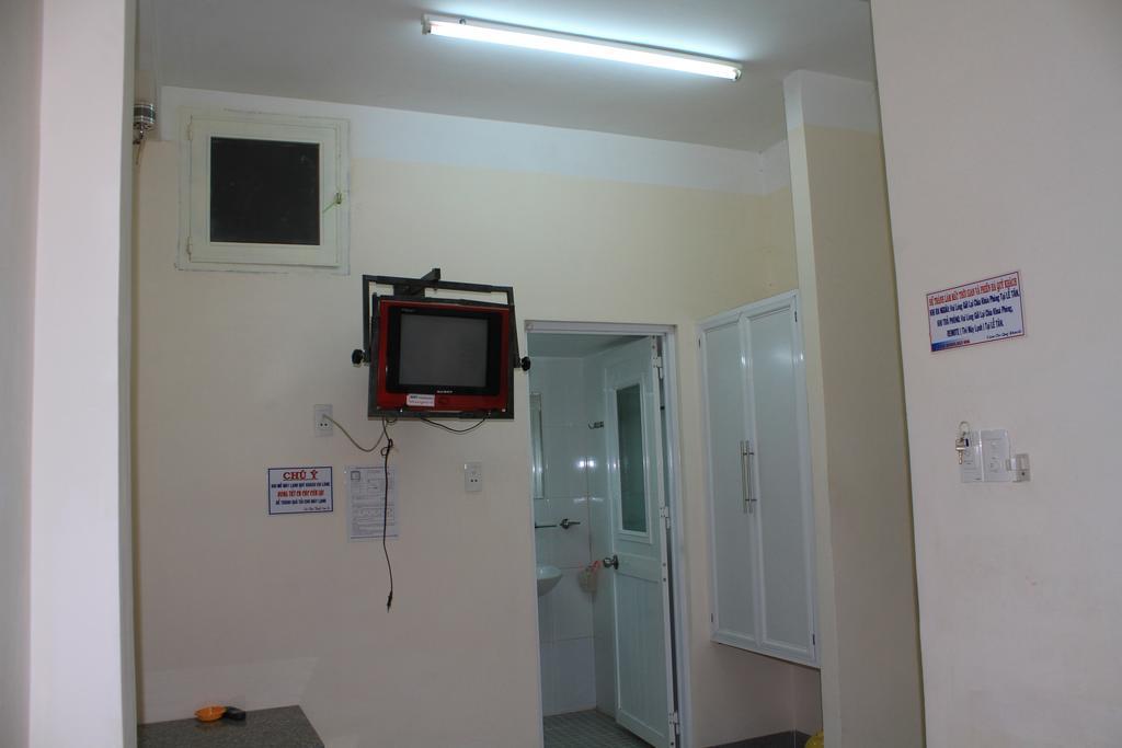 Ngoc Mai Guesthouse Буон Ма Туот Стая снимка