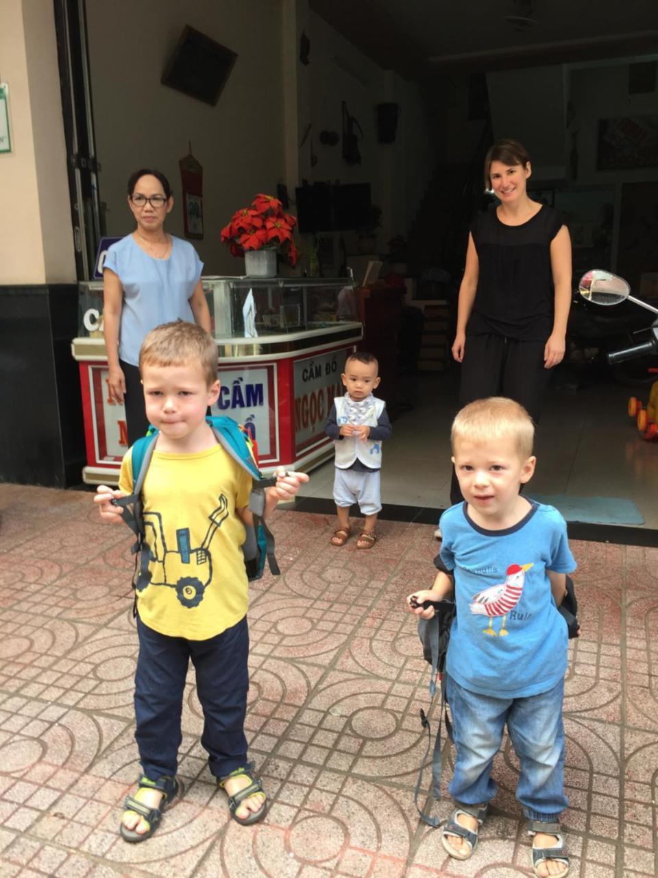 Ngoc Mai Guesthouse Буон Ма Туот Екстериор снимка